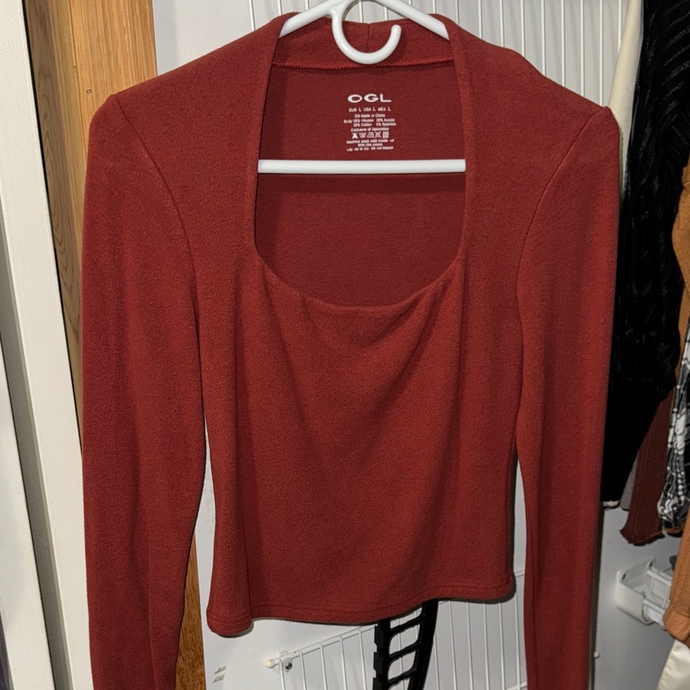 OGL Women's Rich Red Long Sleeve Crop Top